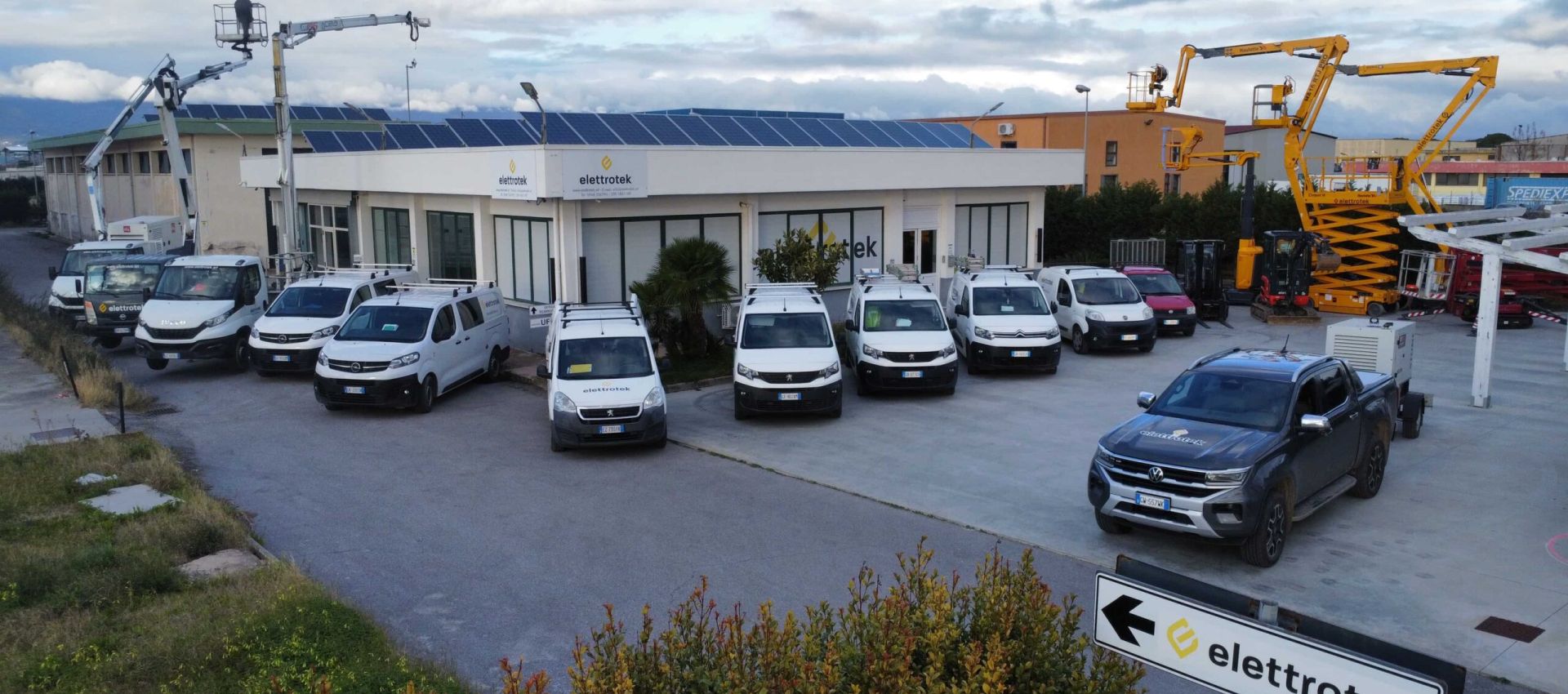 Home - - Elettrotek azienda_elettrotek